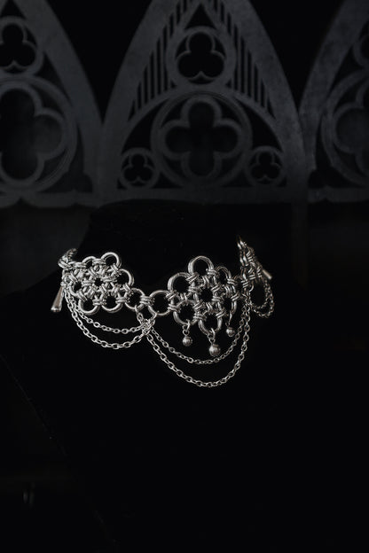 Belladonna Choker