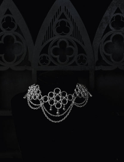 Belladonna Choker