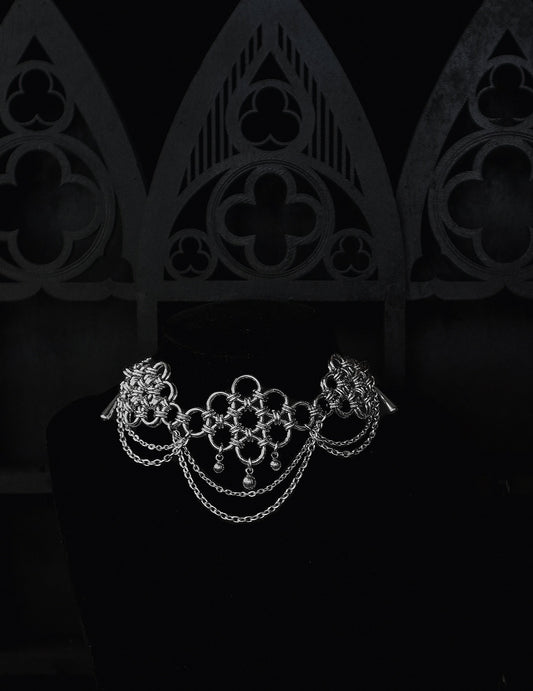 Belladonna Choker