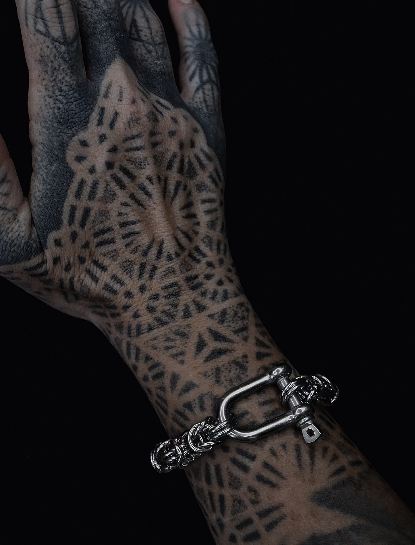 Shackle Bracelet